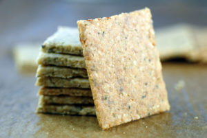 multigrain-crackers-gluten-free-grain-free-recipe-dsc_0713