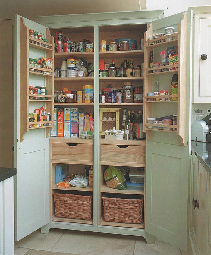 diy-free-standing-kitchen-pantry-09