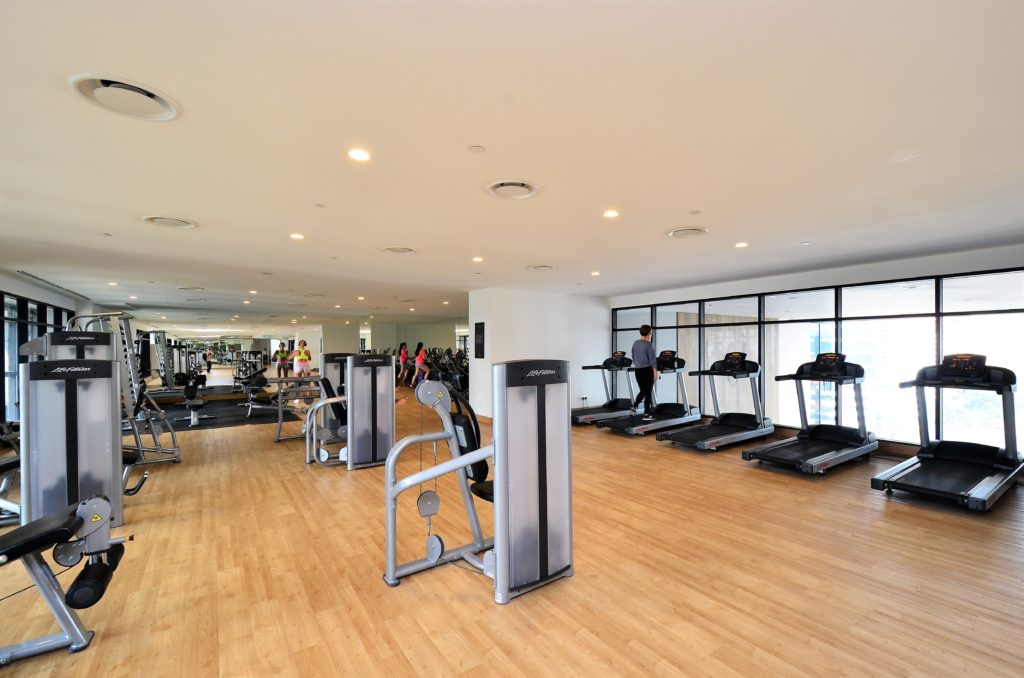 treadmills in a hotel gym